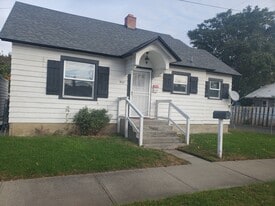 807 St Helens - 807 St Helens St