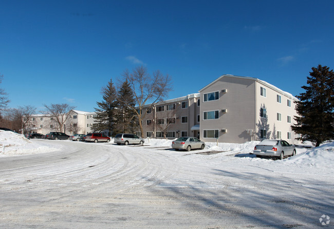Primary Photo - Minnetonka Heights