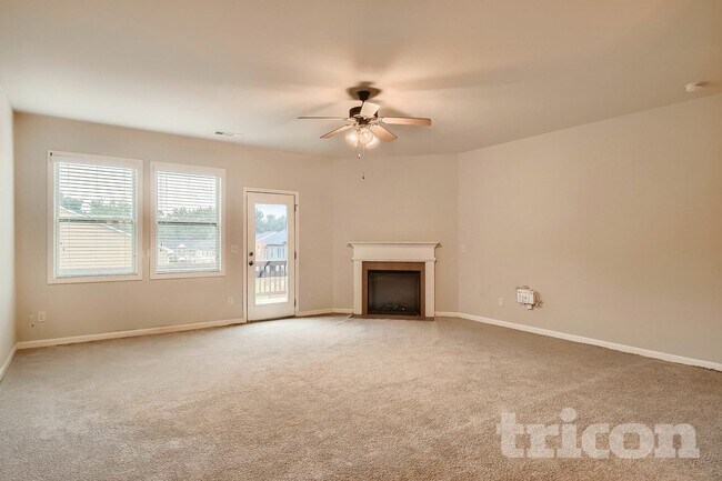 Building Photo - 345 Sand Bay Dr SW