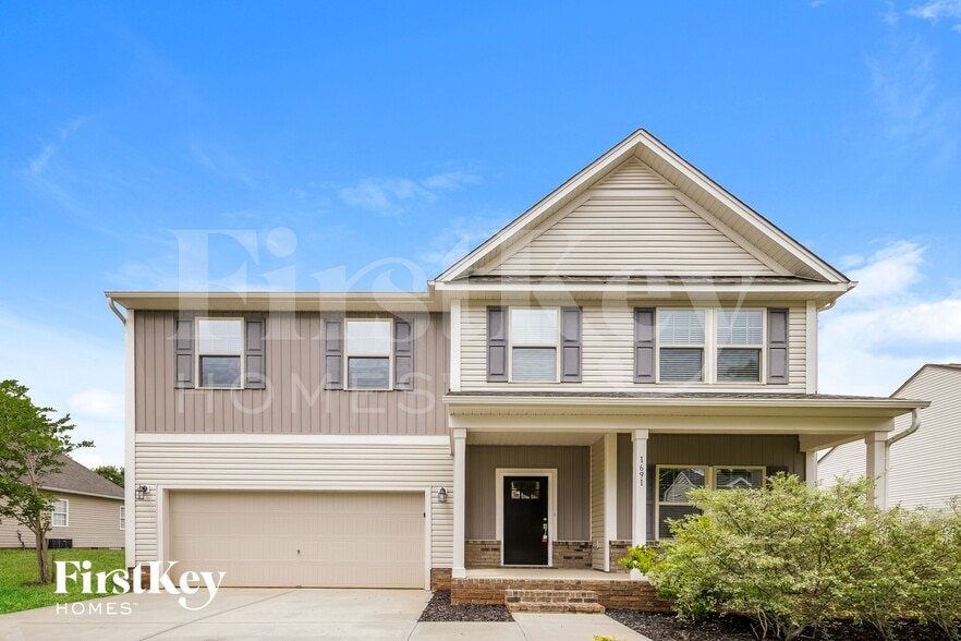 Primary Photo - 1691 Pinnacle Oaks Dr