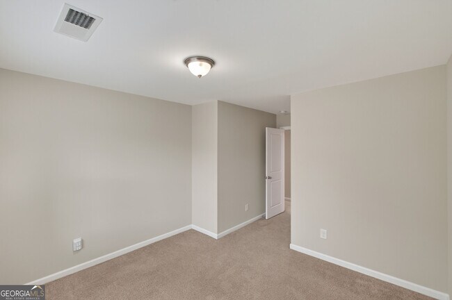 Building Photo - 127 Seabreeze Ct