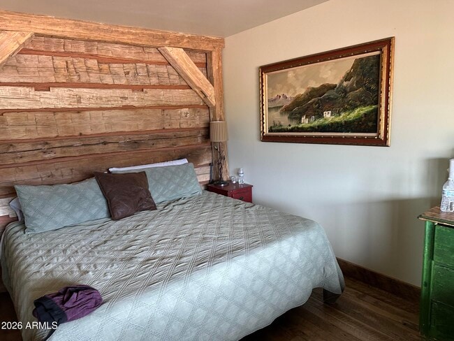 Building Photo - 200 W H Bar Rnch Rd