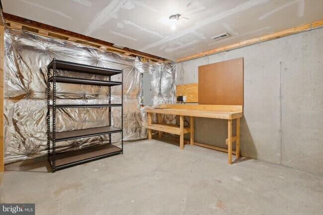 Building Photo - 2482 Jostaberry Way