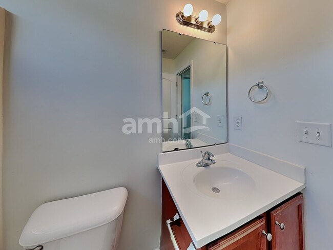 Building Photo - 2504 Tulip Poplar Cir