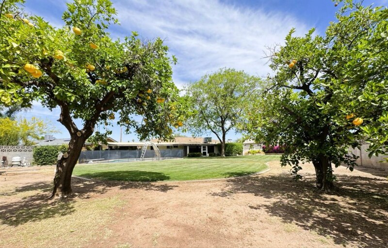 Building Photo - 2749 S Rita Ln