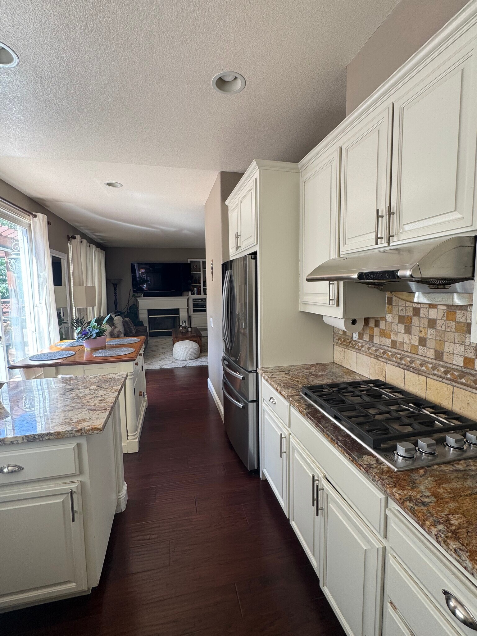 Building Photo - 6593 Alyssa Dr