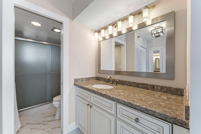 Building Photo - 300 Ocean Trail Way