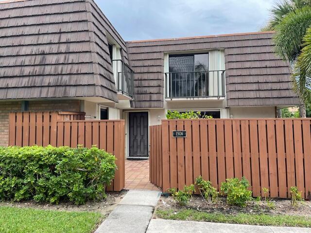 Building Photo - 1506 15th Ct