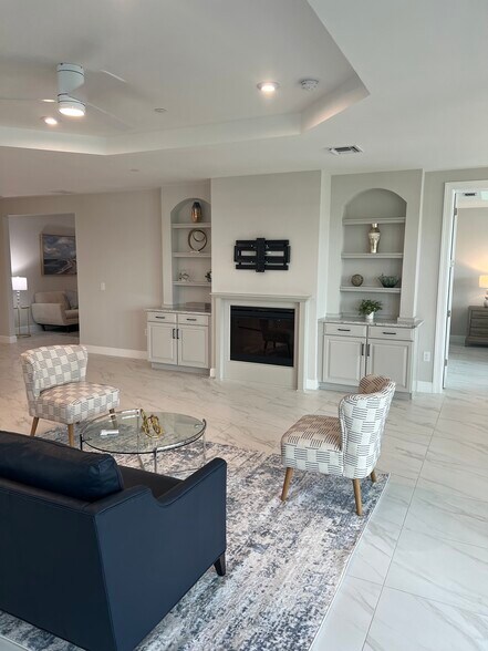 Building Photo - 15257 Zeno Way