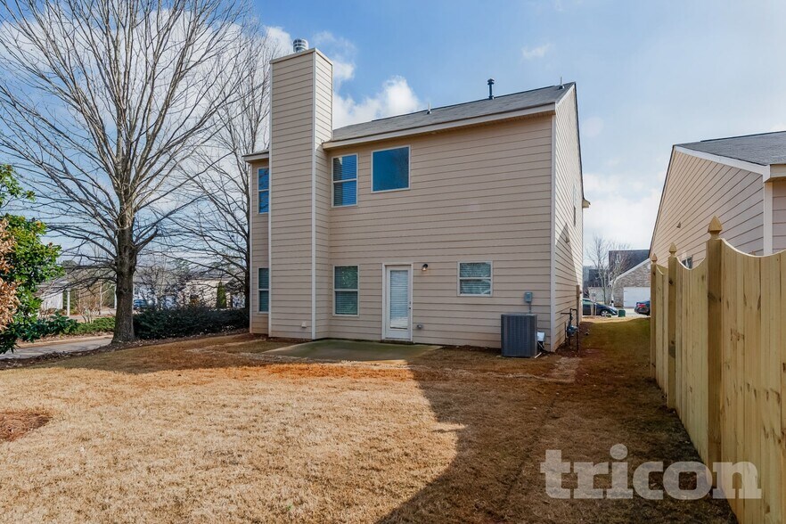 Building Photo - 317 Parkview Pl Dr