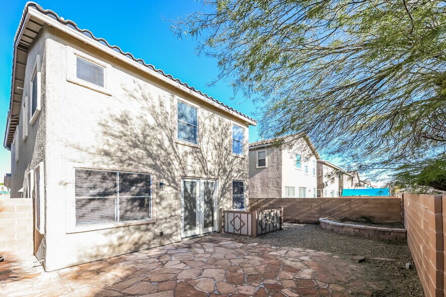 Building Photo - 9281 William Hill Ave