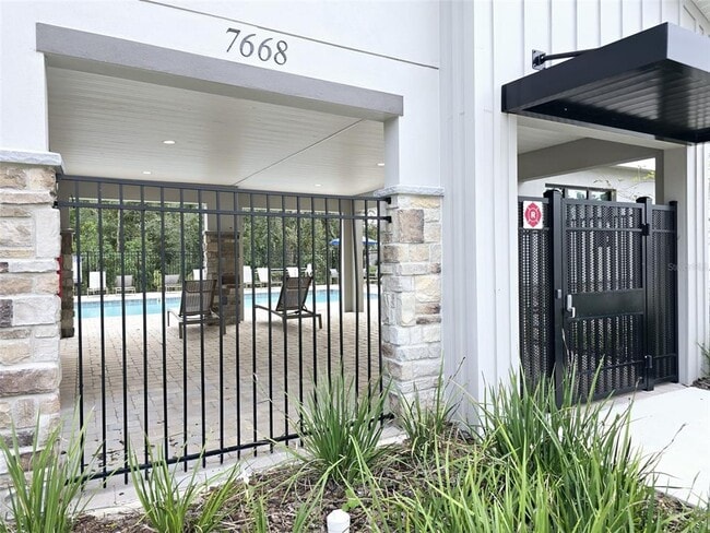 Building Photo - 7649 Stone Crk Trl