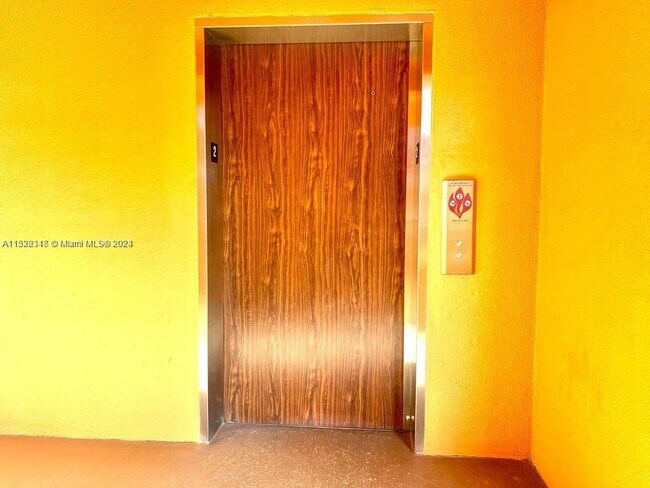 Building Photo - 701 SW 141st Ave