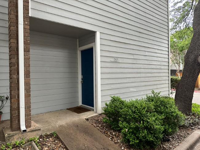 Building Photo - 7635 Guadalupe St