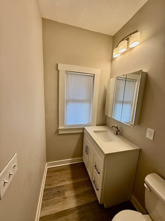 Building Photo - 367 E Morrill Ave