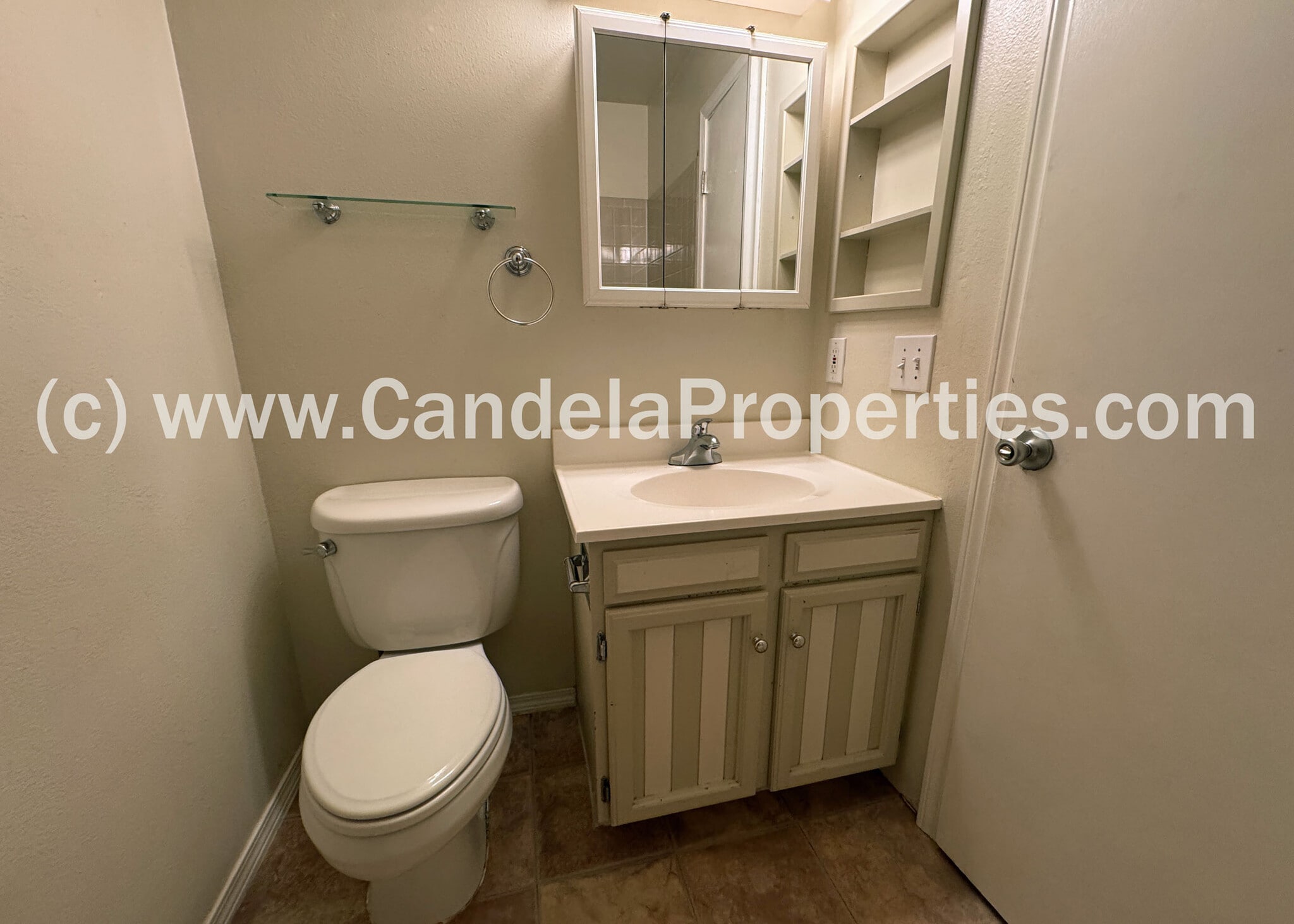Building Photo - 8038 Horizon Dr