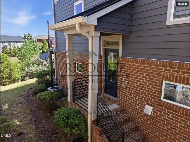 Building Photo - 4116 Sykes St
