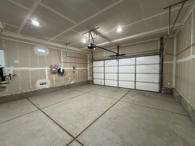 Building Photo - Beautiful New 3-Bedroom Home with Solar and Tesla Charger