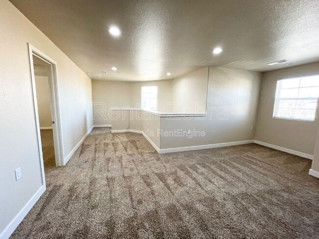 Building Photo - 1396 Rincon Dr