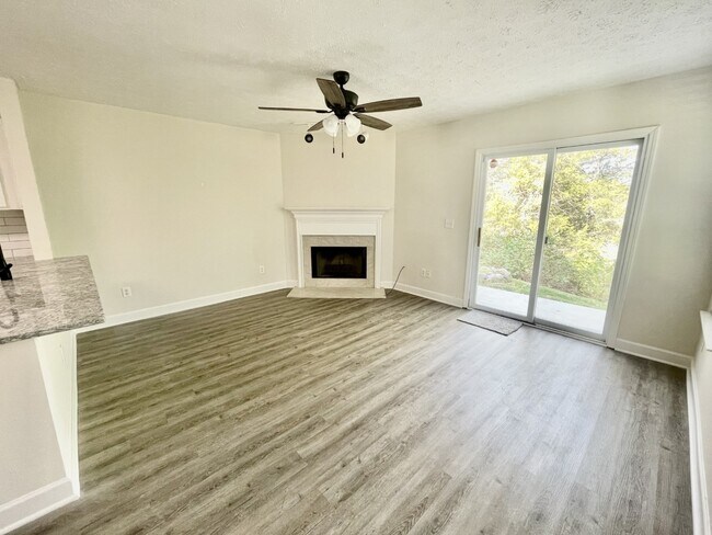Building Photo - 438 Flintlock Ct
