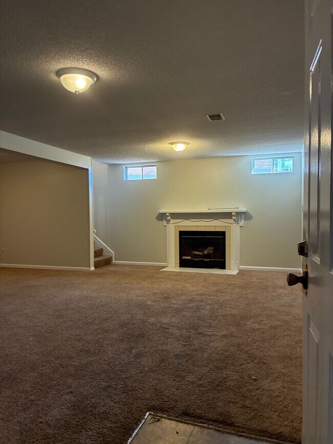 Building Photo - 1331 AmandaJo Drive