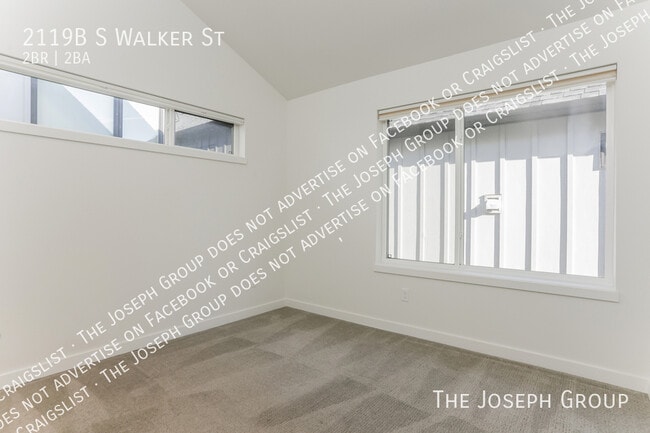 Building Photo - 2119 S Walker St.