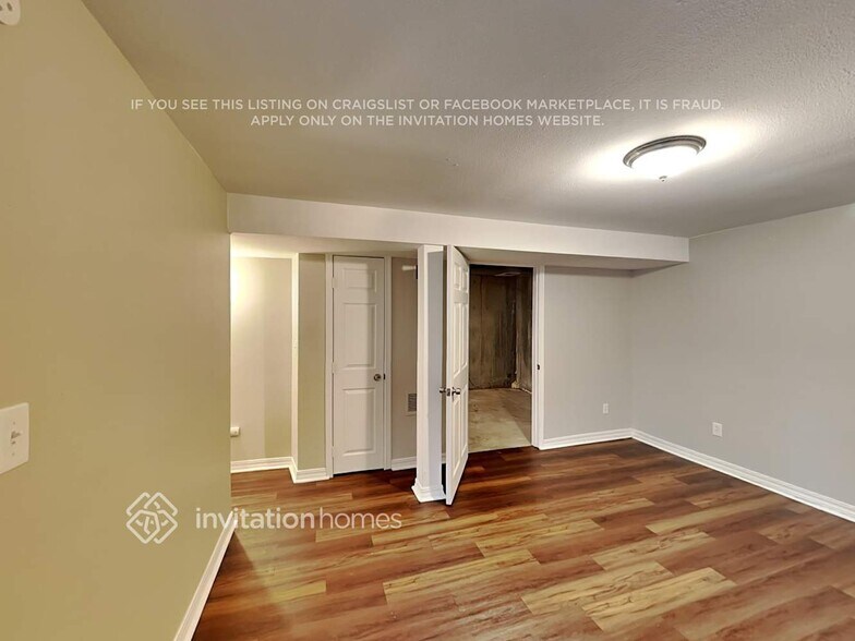 Building Photo - 4016 S Fundy Way