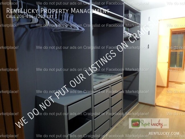 Building Photo - 29633 Marine View Dr SW