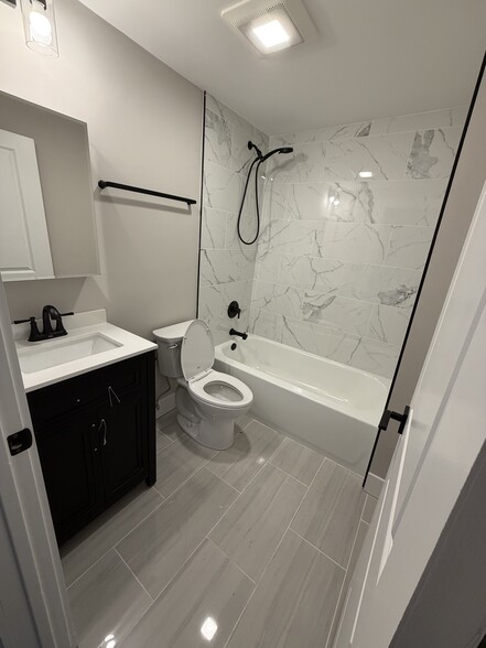 Building Photo - 2544 Williams Ave