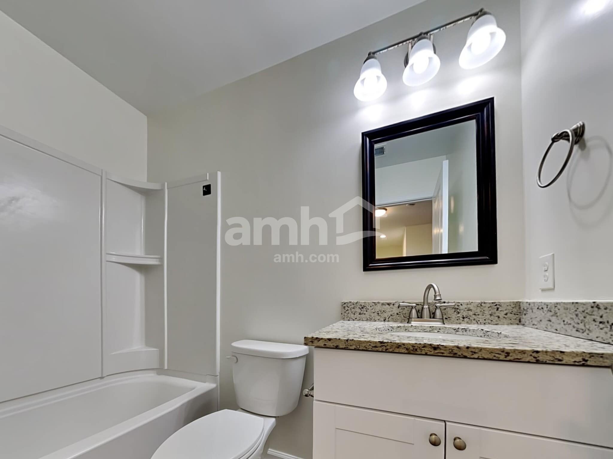 Building Photo - 405 Ridgedale Rd