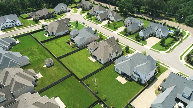Building Photo - 4762 Magnolia Pk Cir W