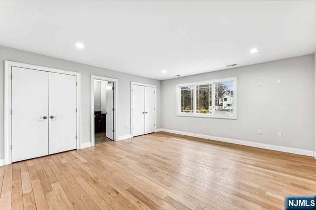 Building Photo - 25 Jones