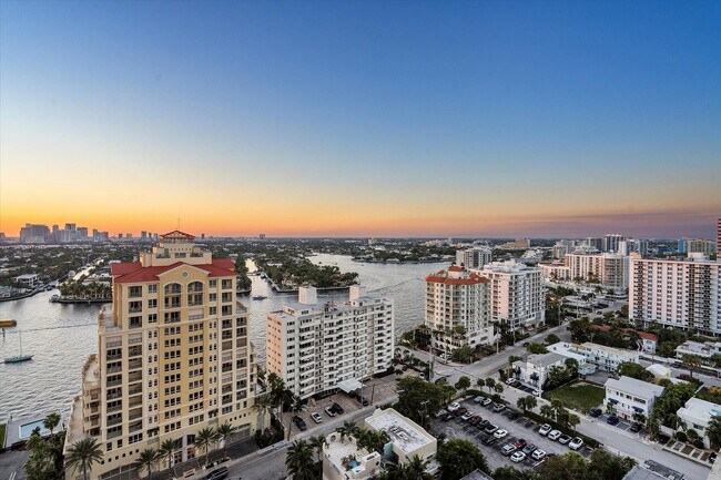 Building Photo - 151 N Seabreeze Blvd