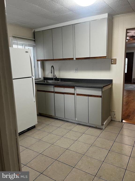 Building Photo - 4127 Rhawn St