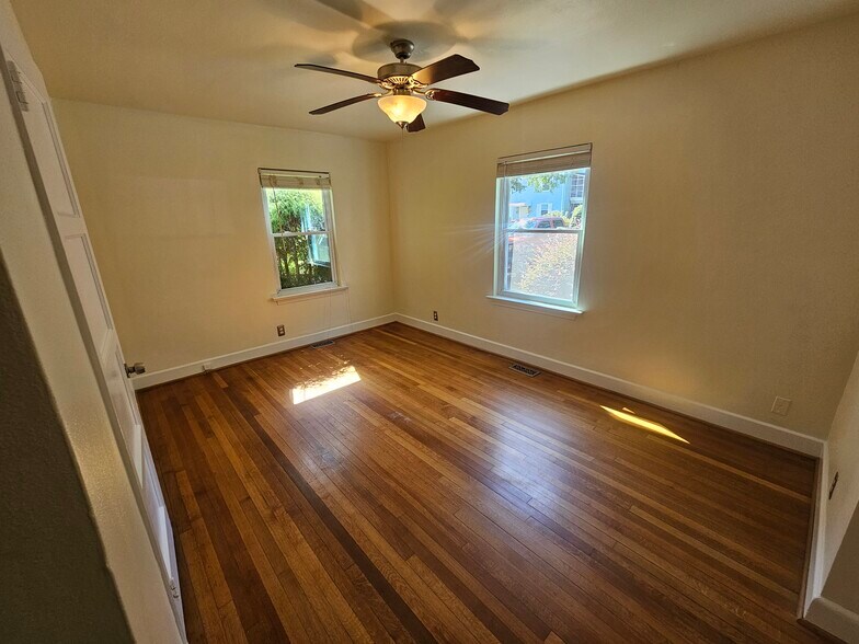 Bedroom 1 - 210 Granby Park