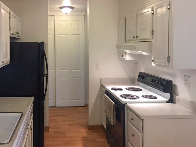 Building Photo - 1510 E St