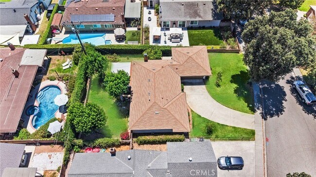 Building Photo - 612 N Maryport Ave