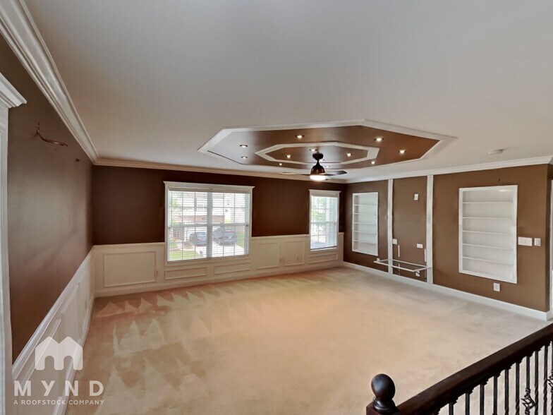 Building Photo - 4727 Mortonhall Rd
