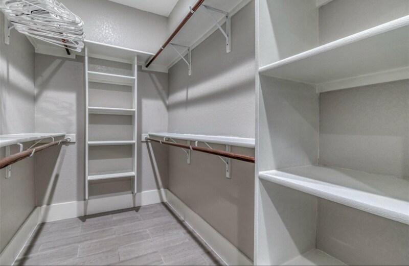 Building Photo - 478 Las Palomas Dr