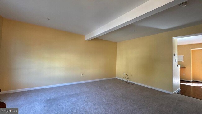 Building Photo - 709 Pine Drift Dr