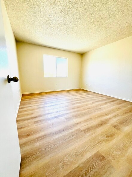 Bedroom 2 - 6688 National Park Dr