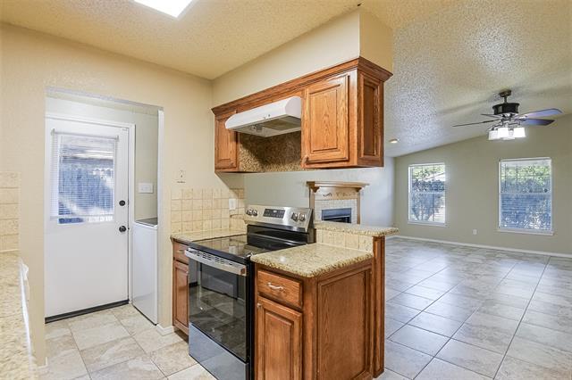 Building Photo - 5301 Carpenter Dr