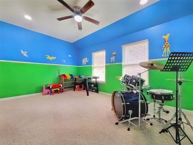 Building Photo - 2948 Consuelo Wy