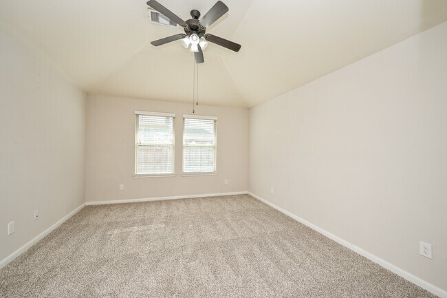 Building Photo - 18707 Majestic Vista Ln
