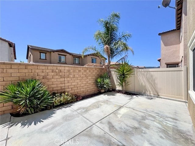 Building Photo - 24325 Bay Laurel Ave
