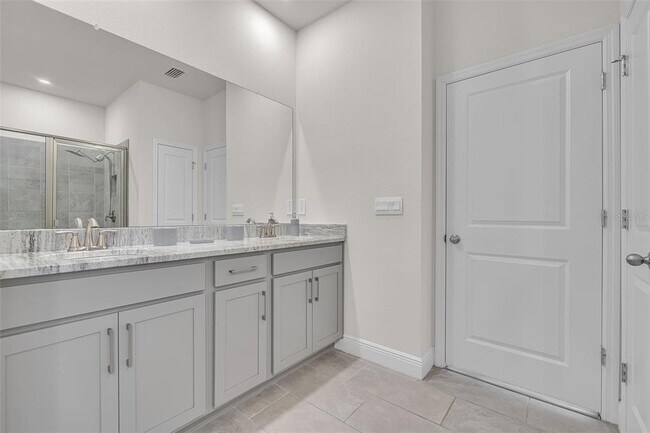 Building Photo - 17821 Cantarina Cove