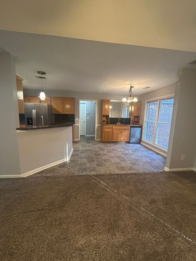 Building Photo - NORTH COLUMBUS