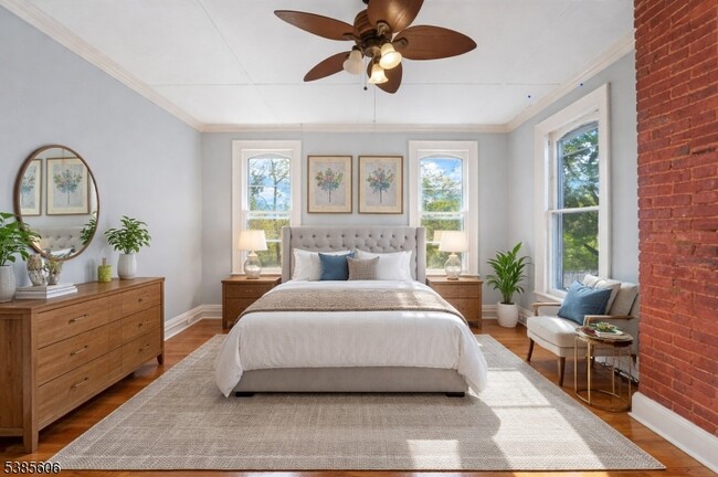 Building Photo - 810 Old York Rd