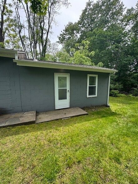 Building Photo - 50 Bills Rd