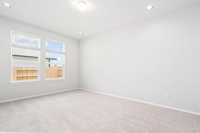 Building Photo - 169 Heather Glen Way